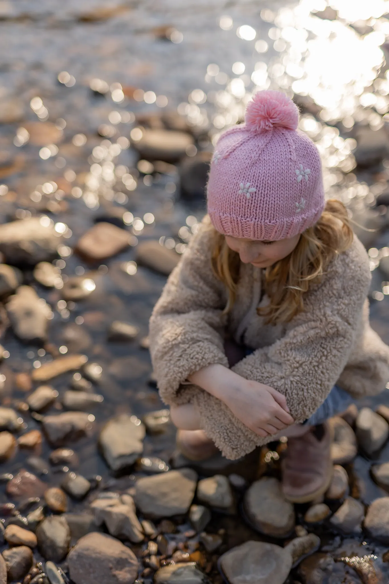 Acorn Daisy Beanie Pink