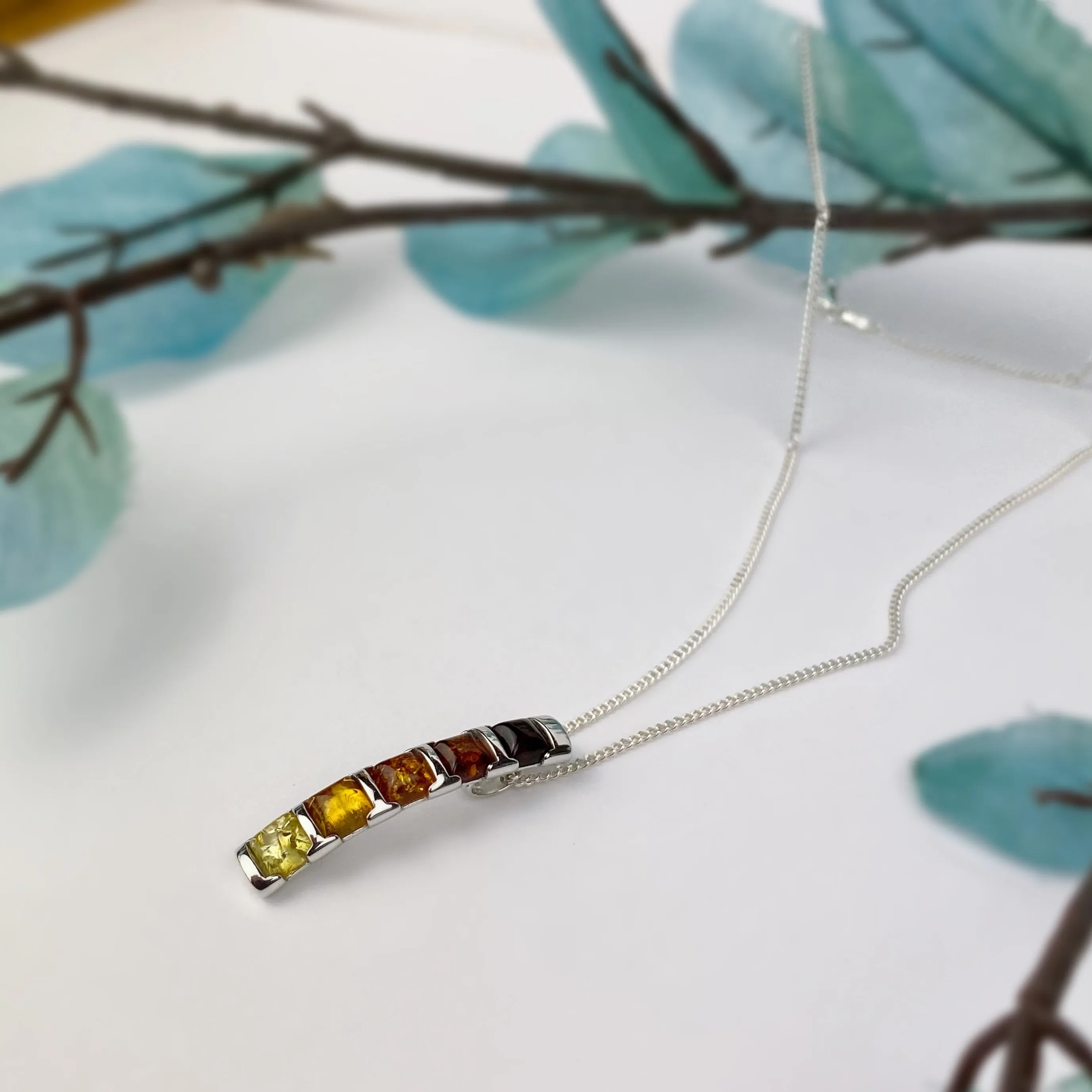 Amber Palette Pendant - VP392