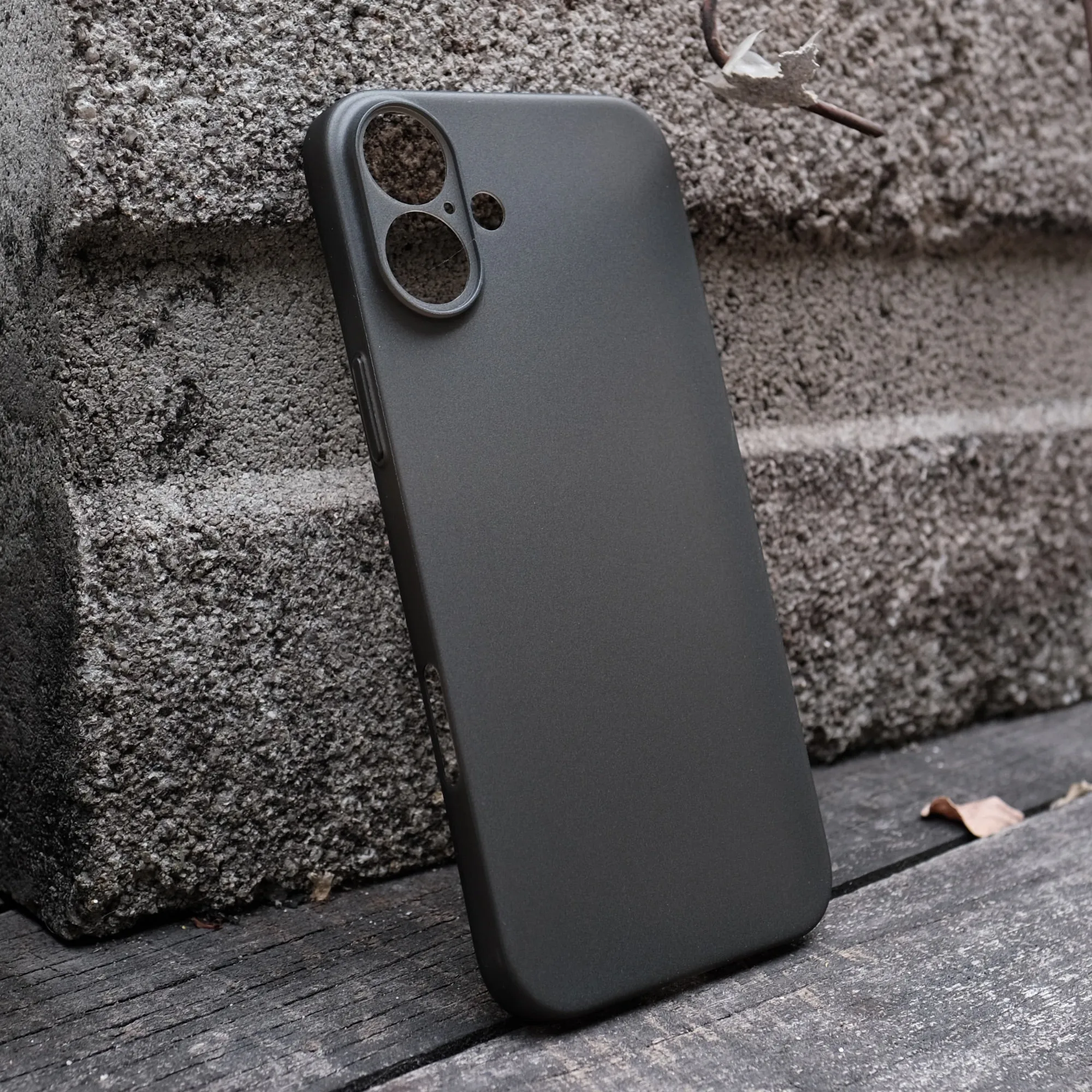 Bare Naked - for iPhone 16 Plus