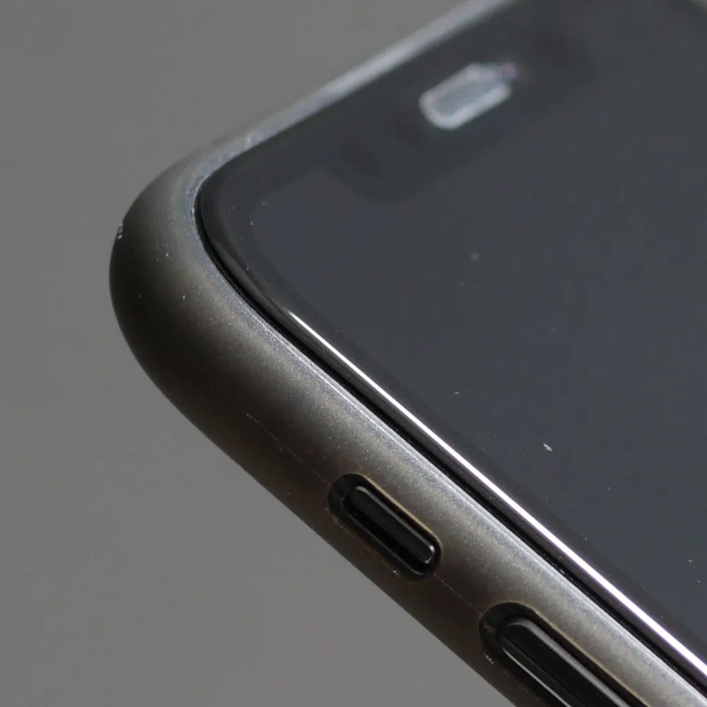 Bare Pane - for iPhone 11