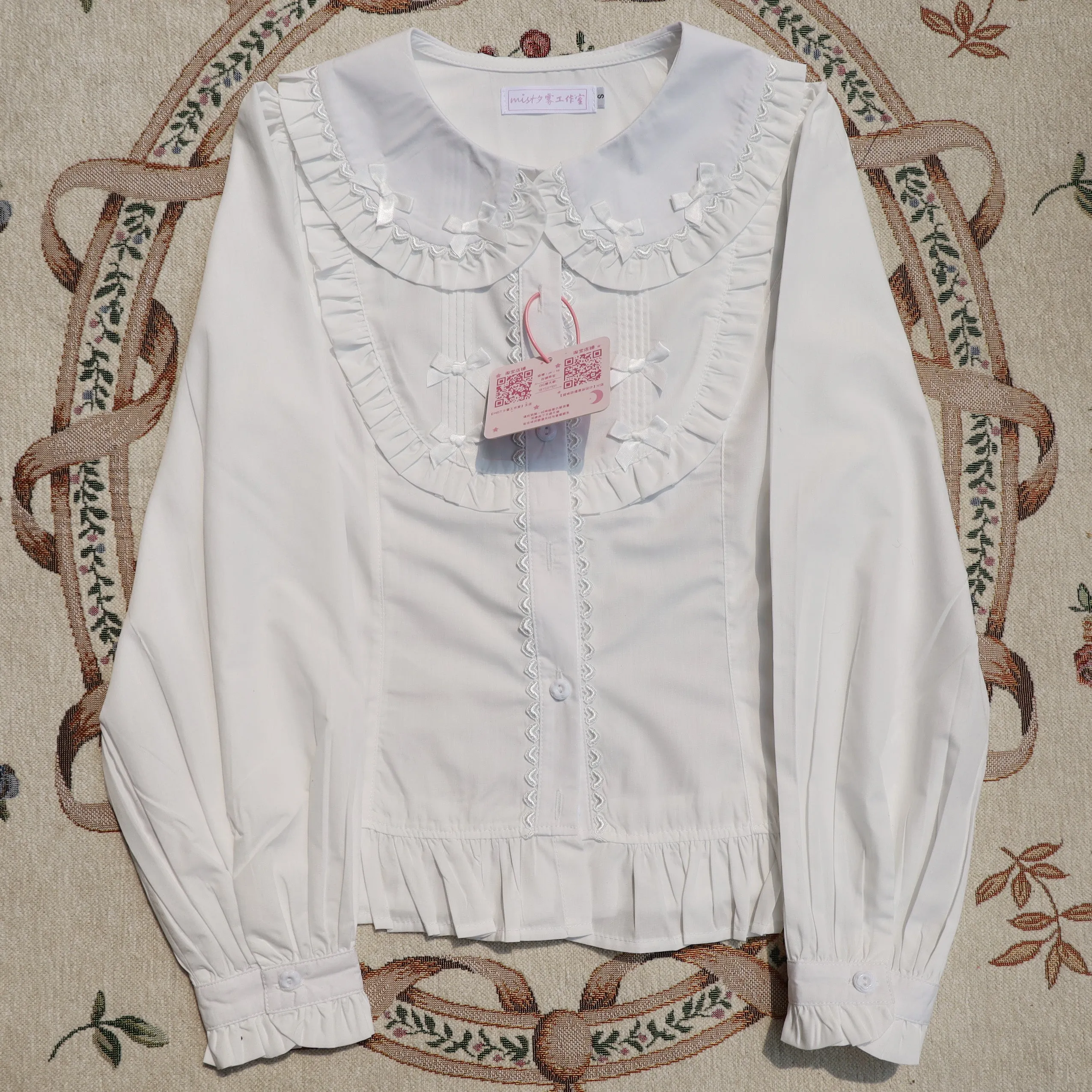 Bow Collar Long Sleeve Blouse