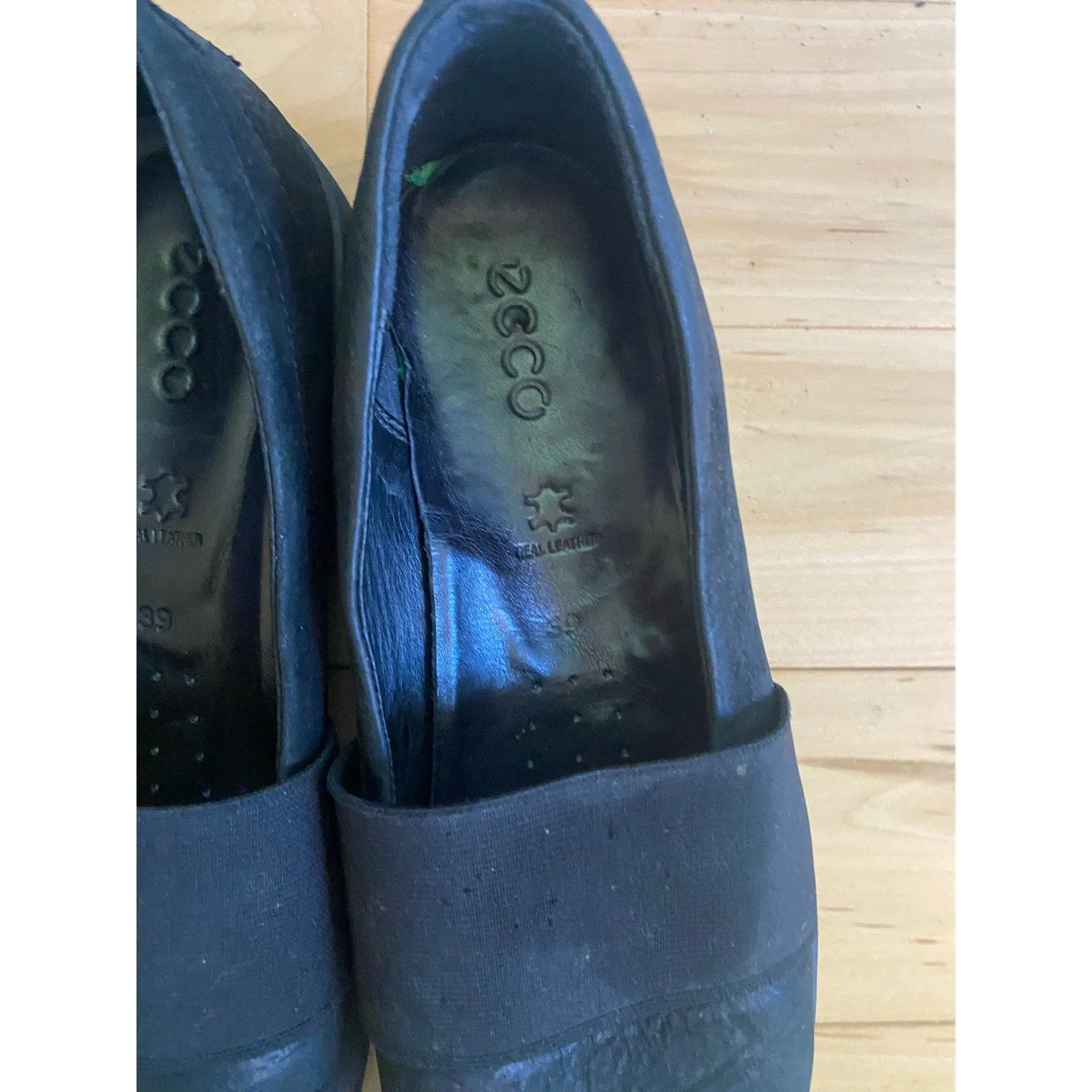 Ecco Nubuck Slip On Shoes Size 39