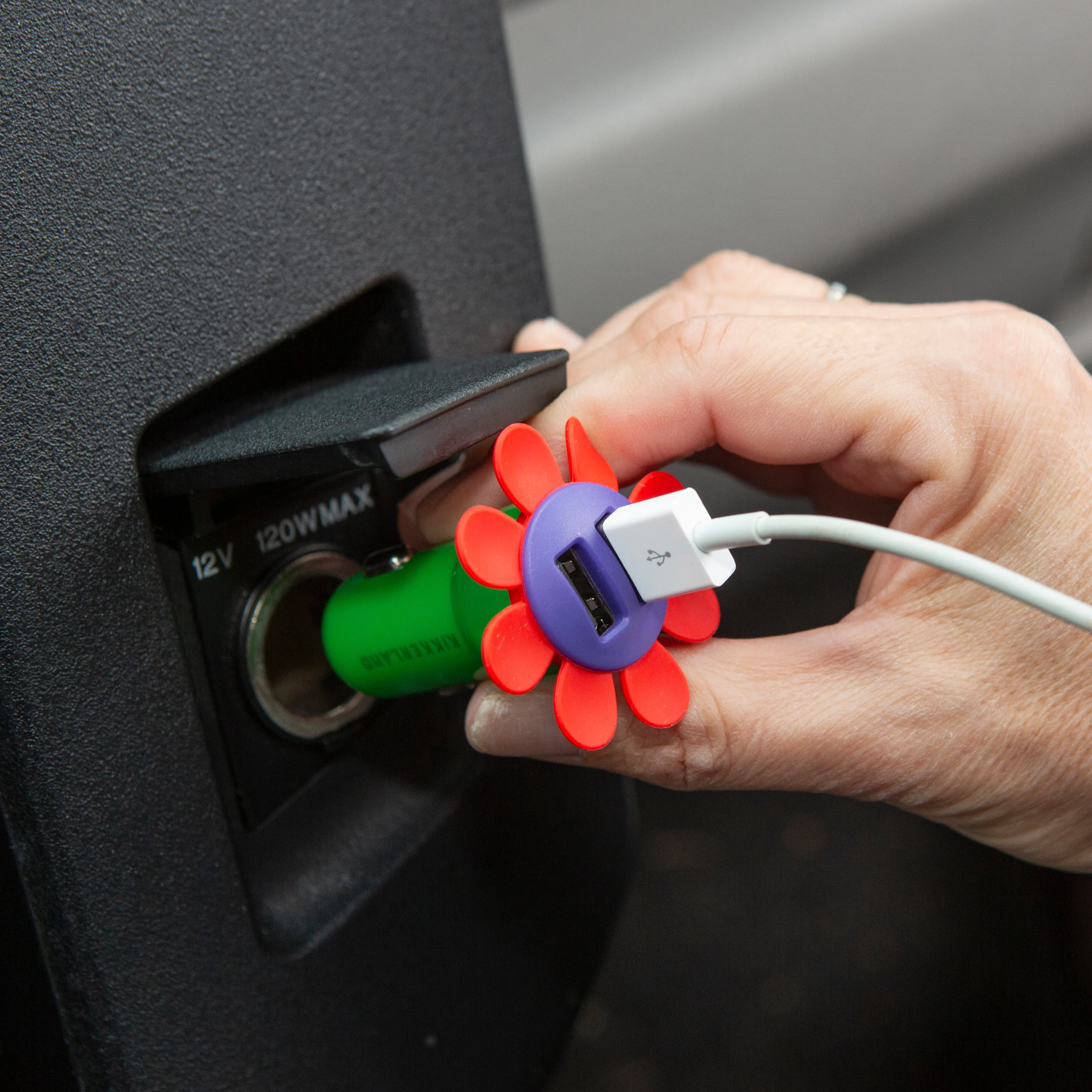 Flower Car Charger