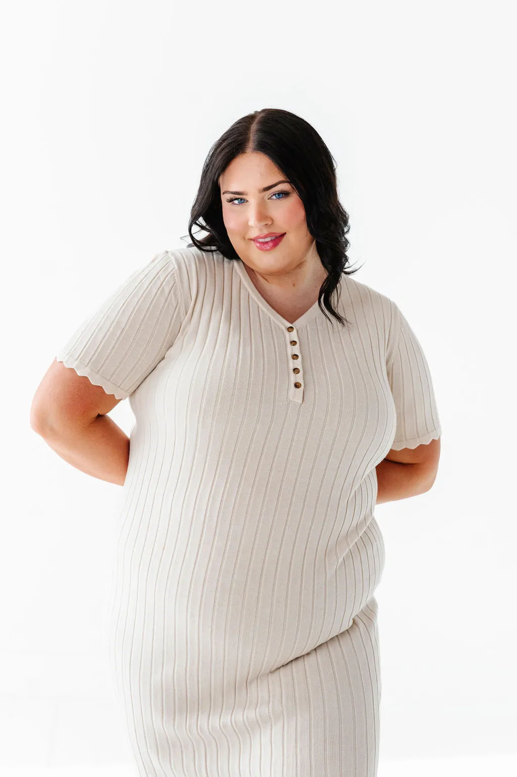 Harper Short Sleeve Dress in Oatmeal