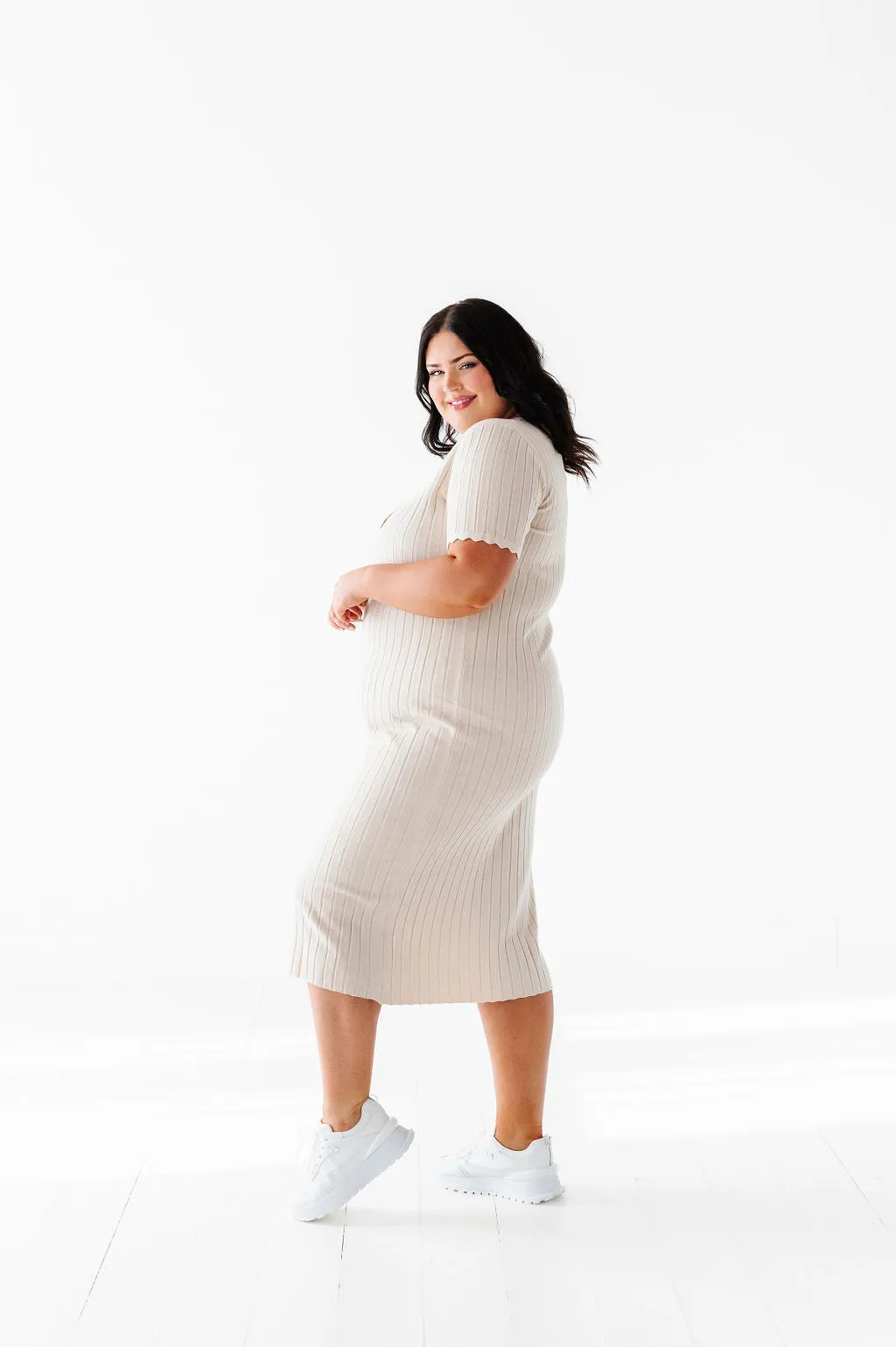 Harper Short Sleeve Dress in Oatmeal