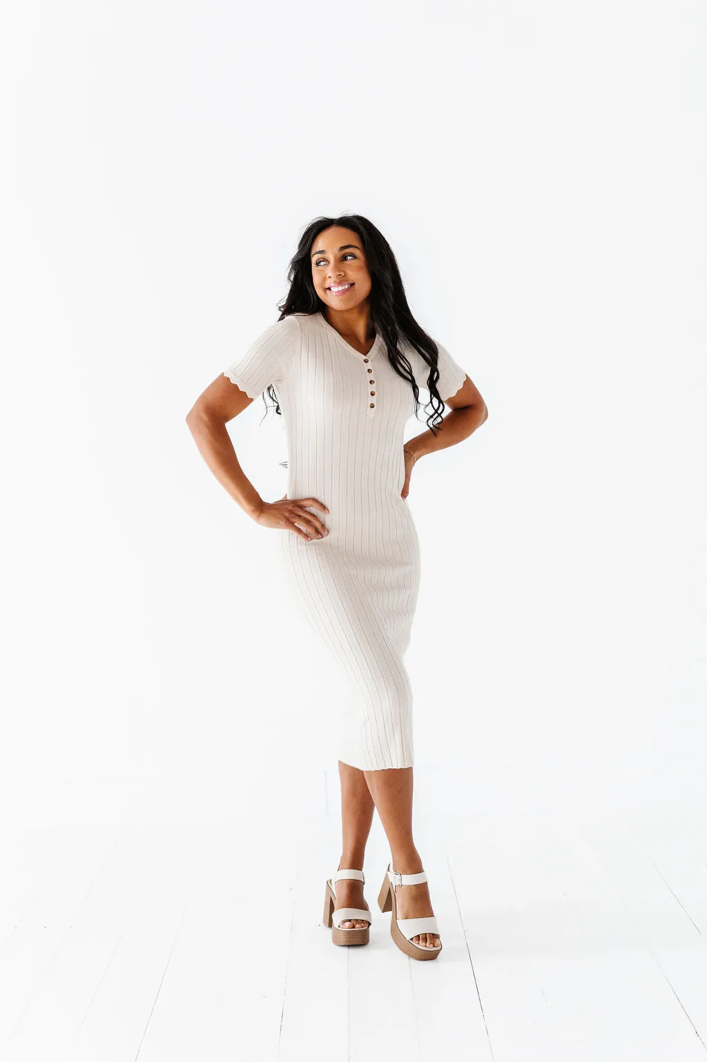 Harper Short Sleeve Dress in Oatmeal
