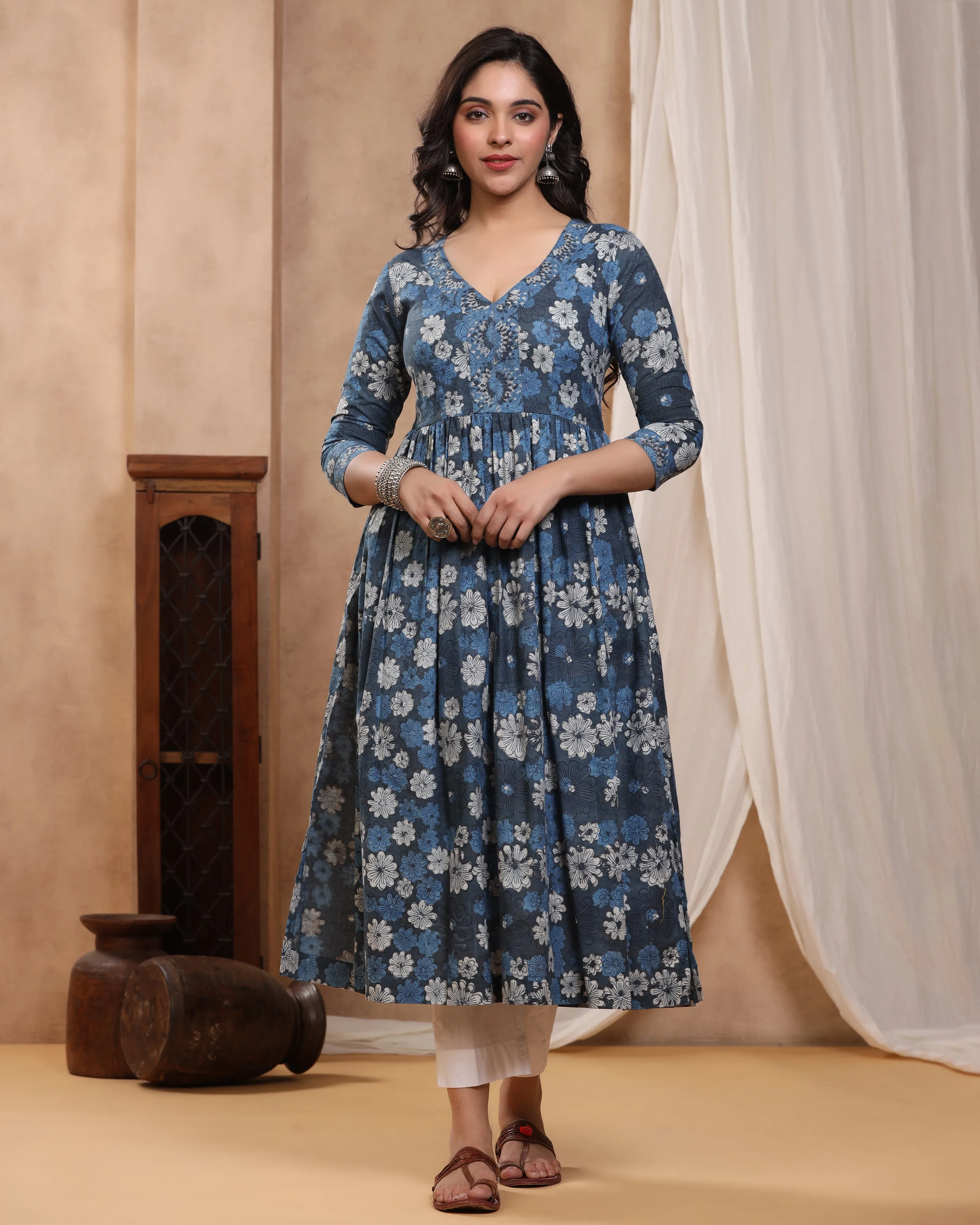 Indigo Kashish Dabu Baisa Hand Block Printed Cotton Gathered Kurti