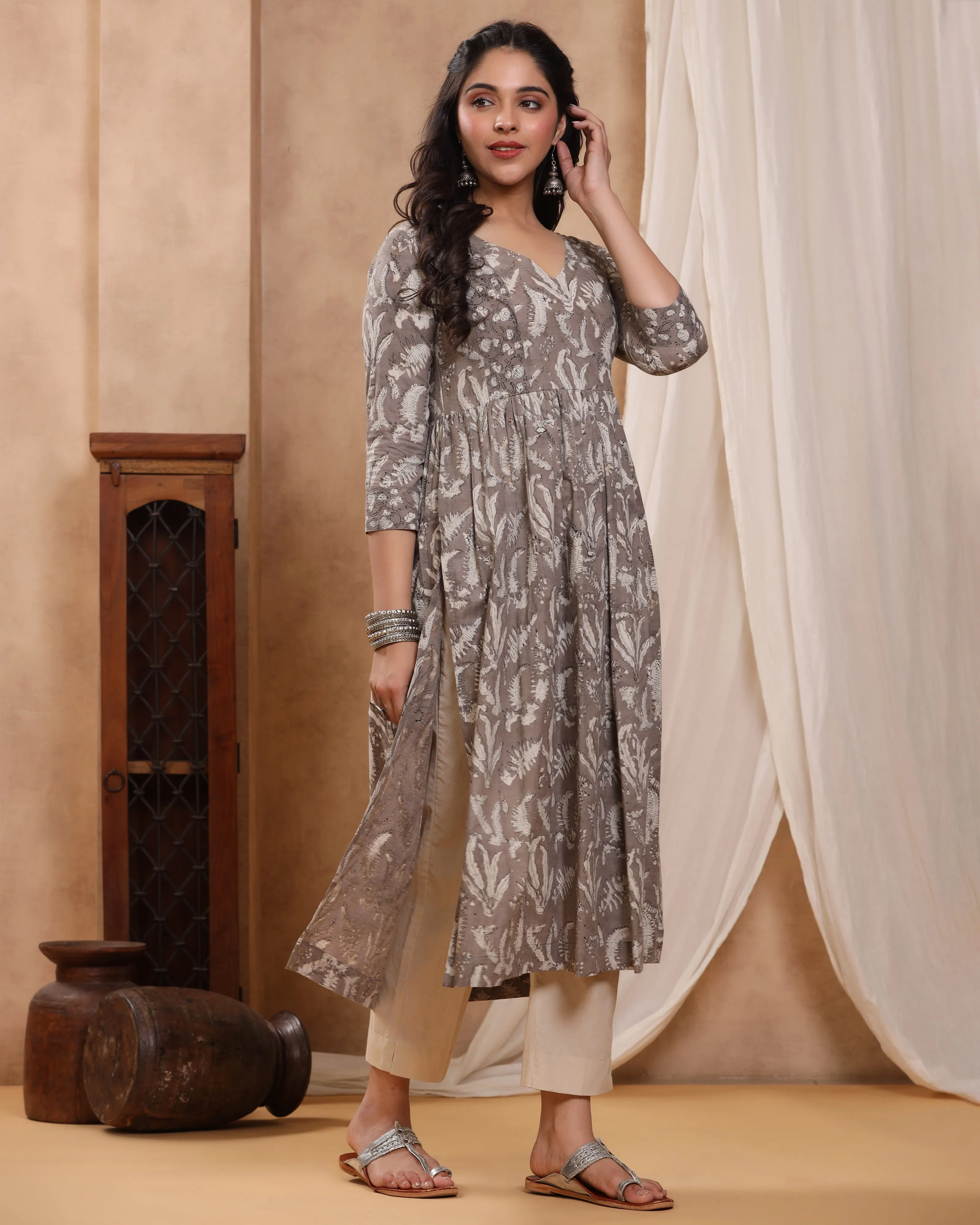 Kashish Dabu Hand Block Printed Cotton Gathered Kurti