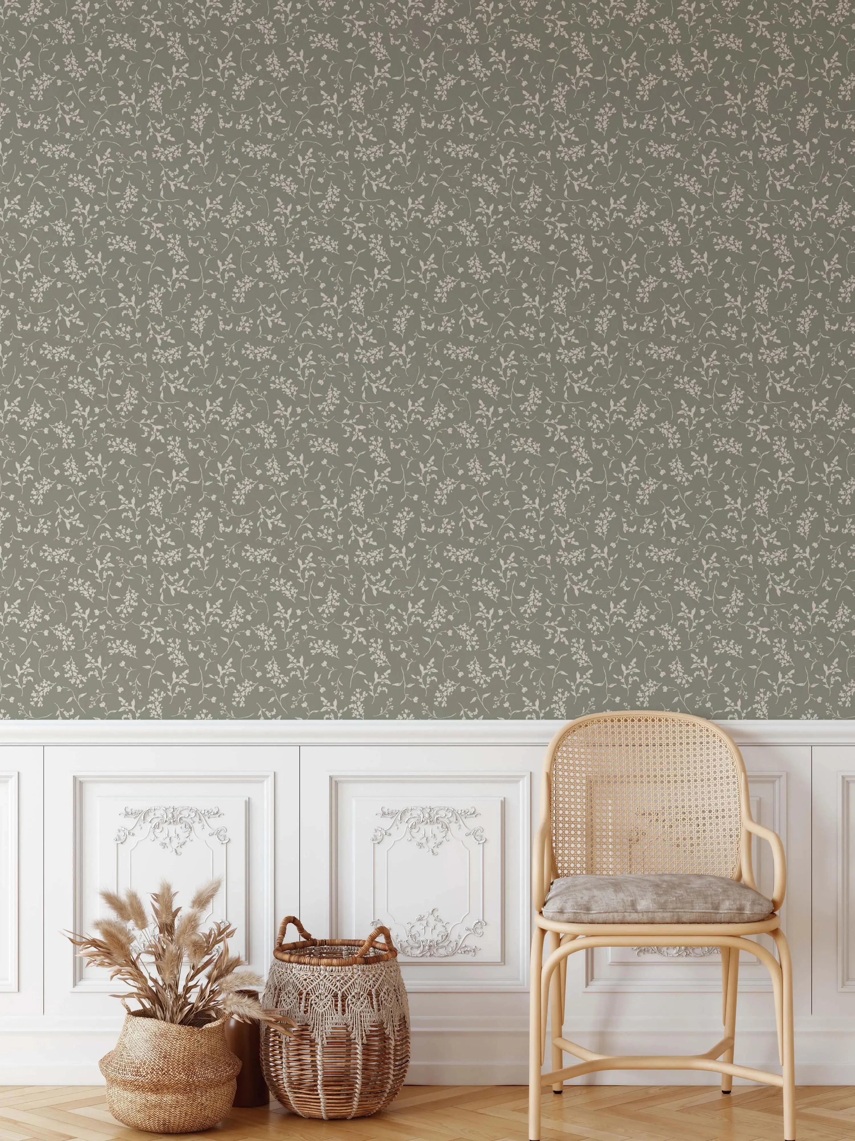 'Lulu In Dark Green' - Vintage Green and Cream Leaf Removable Wallpaper