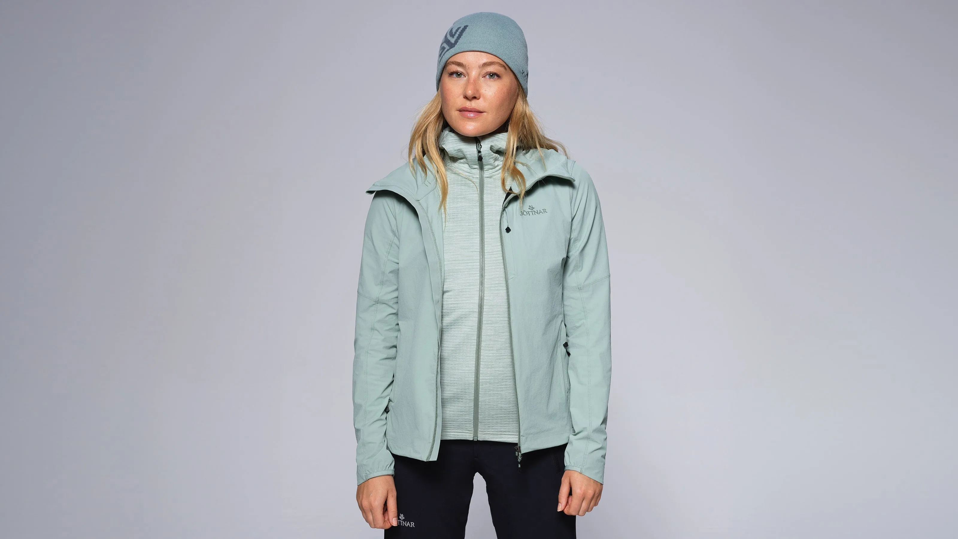 Magni-LX Women's Hooded Tech Fleece Mid-Layer