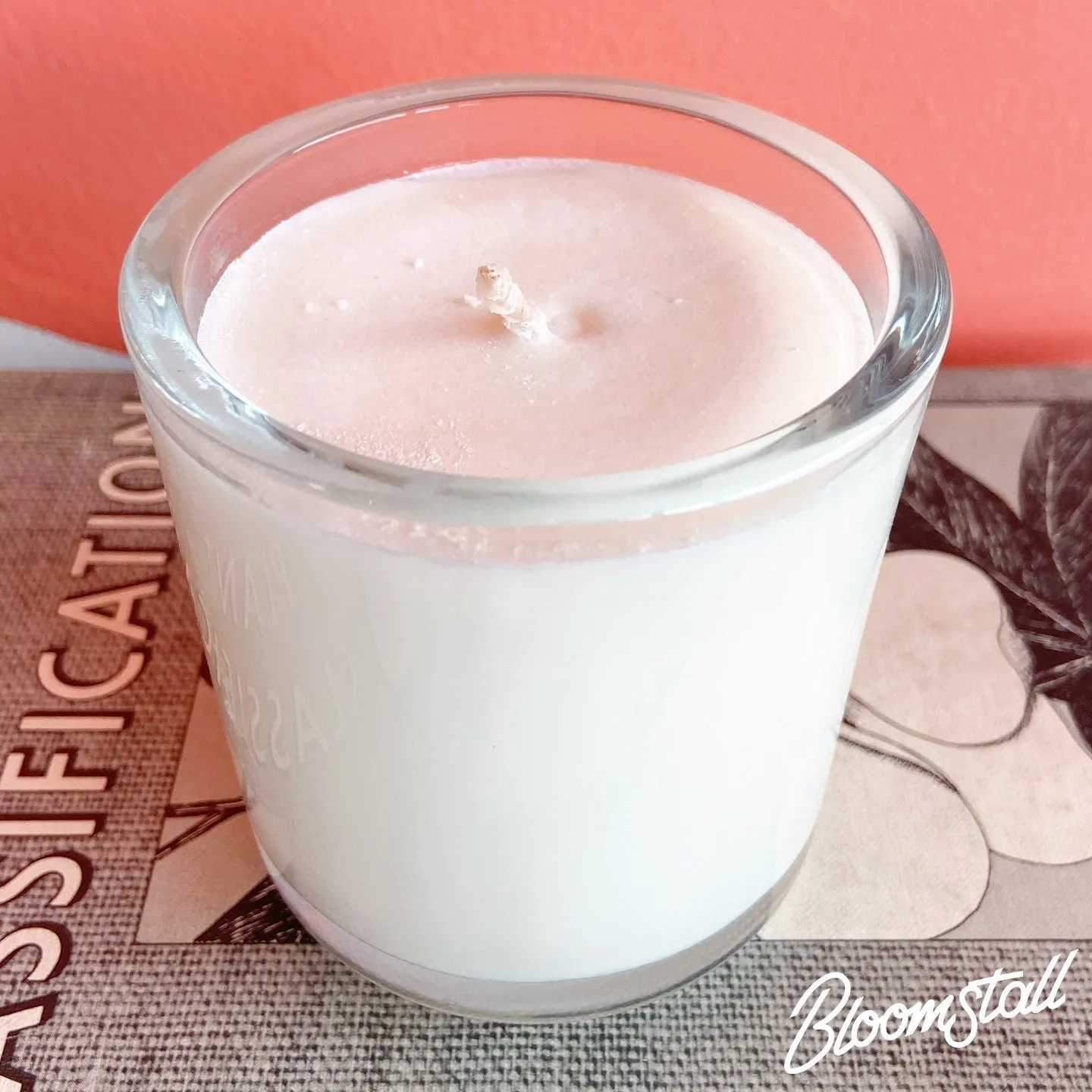 Makana - 100% Soy Candle - Cruelty Free - 60 Hour Burn