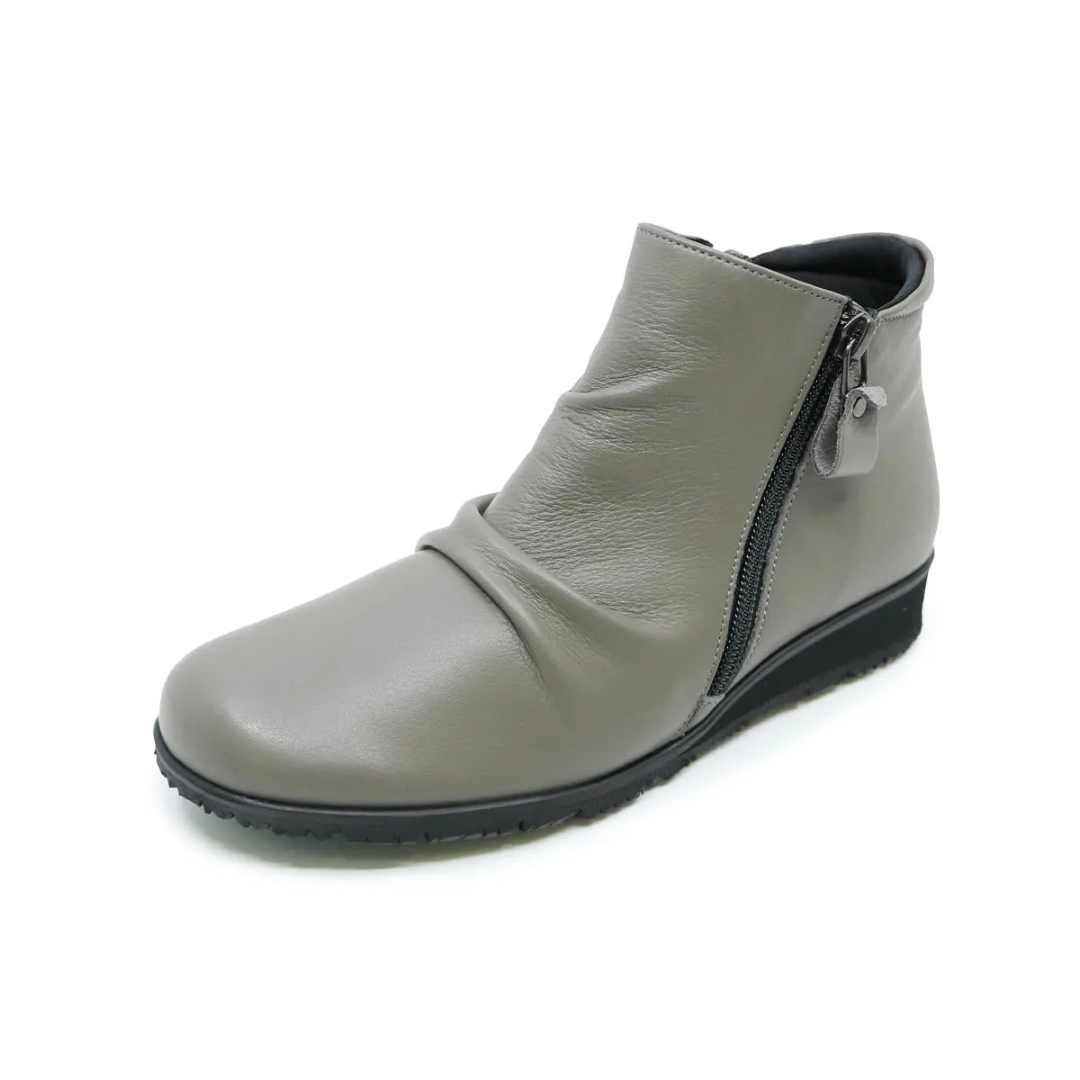 Mea Taupe Ultra Light Anti Slip Short Boots