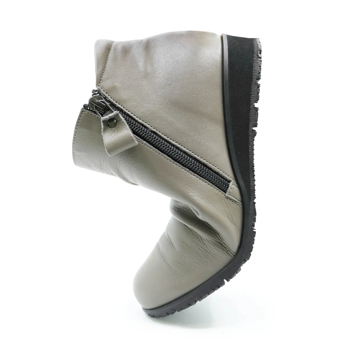 Mea Taupe Ultra Light Anti Slip Short Boots