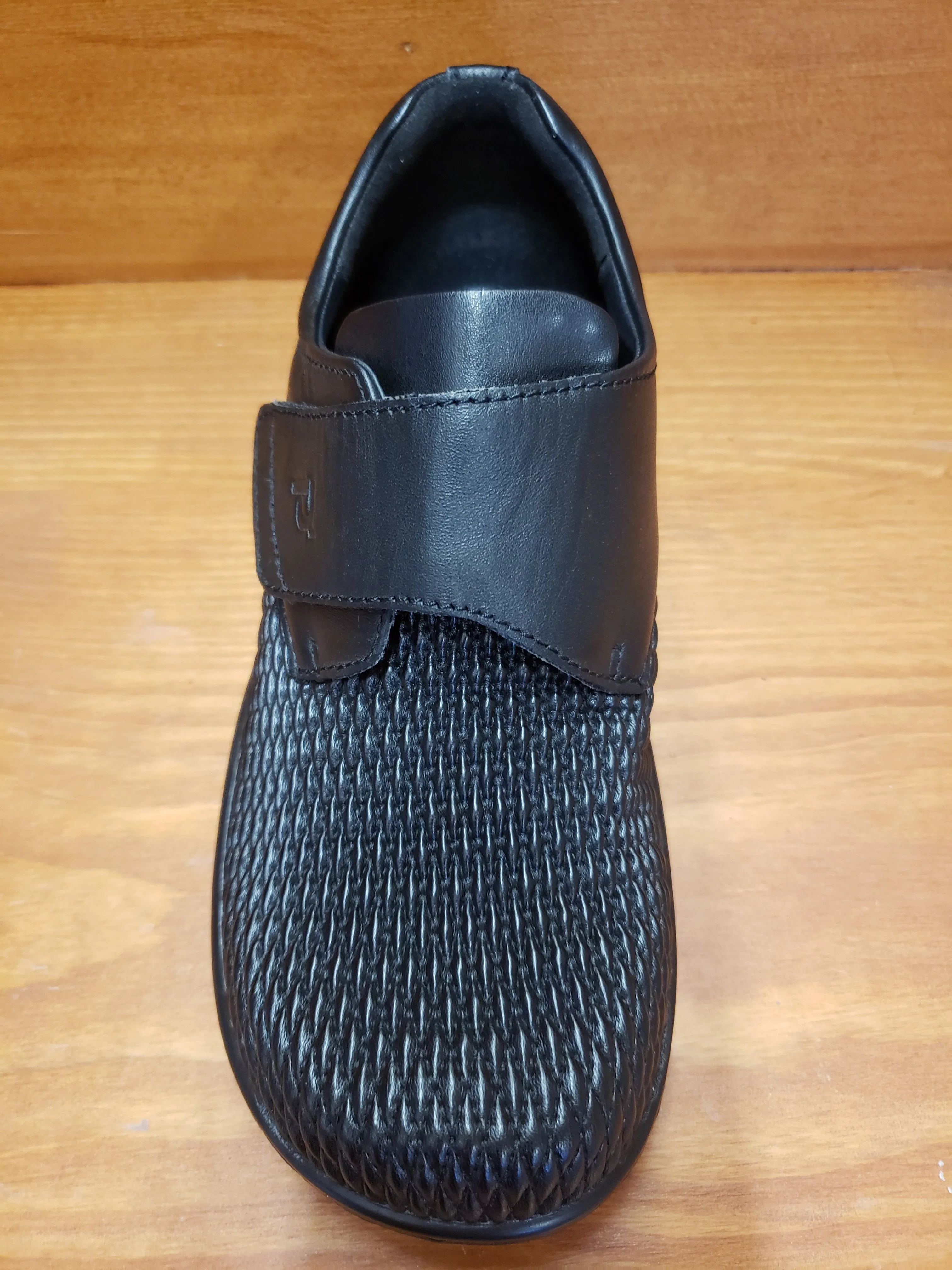 Propet Olivia Black WPRX25B