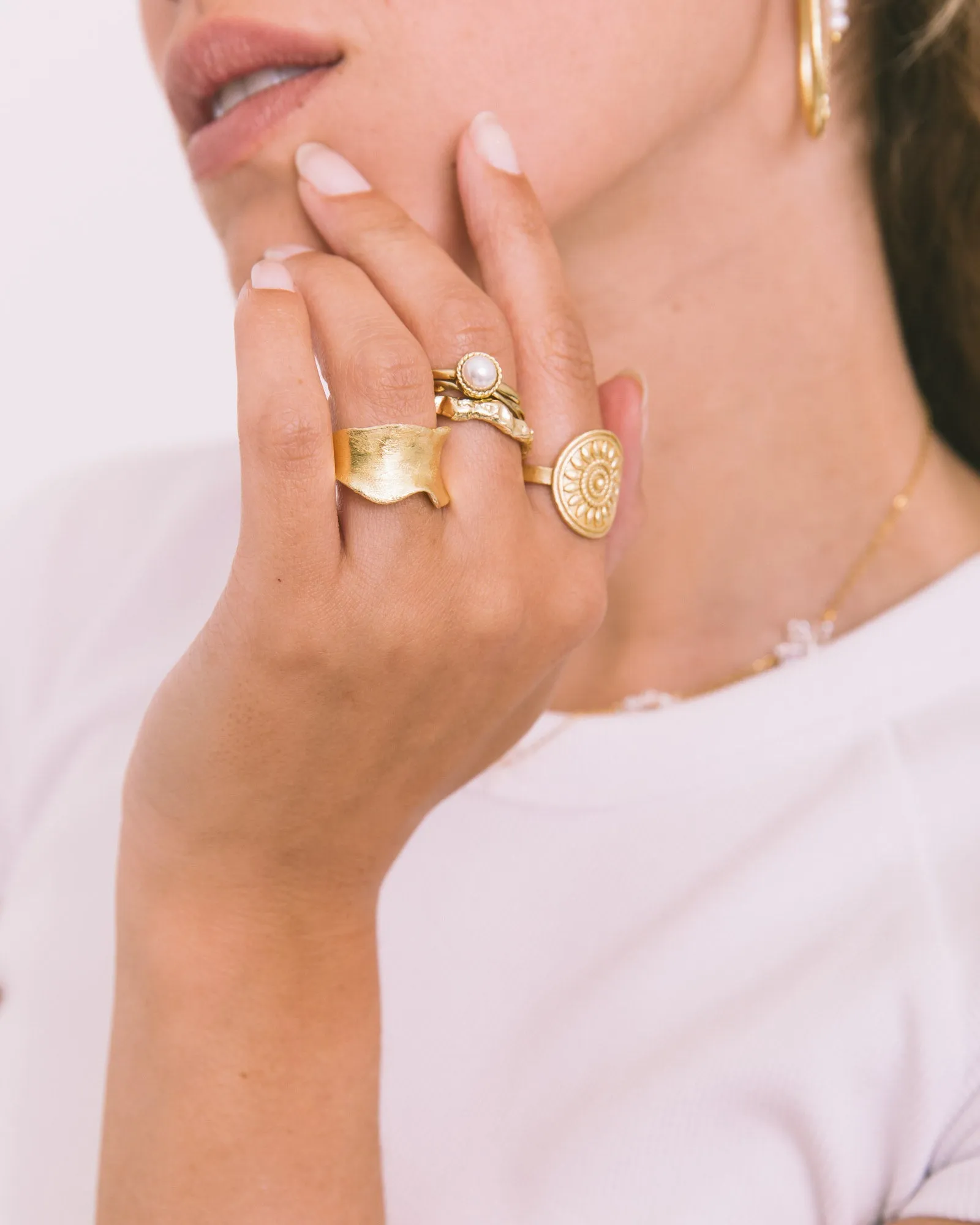 Ring Gold White Pearl Sima