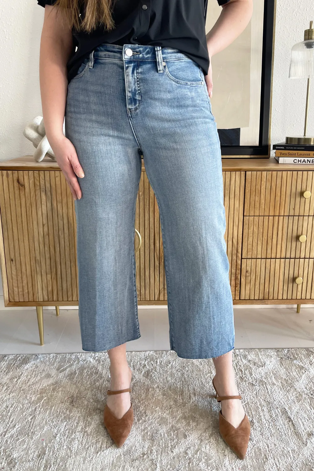 Stride High Rise Crop Wide Leg 26"